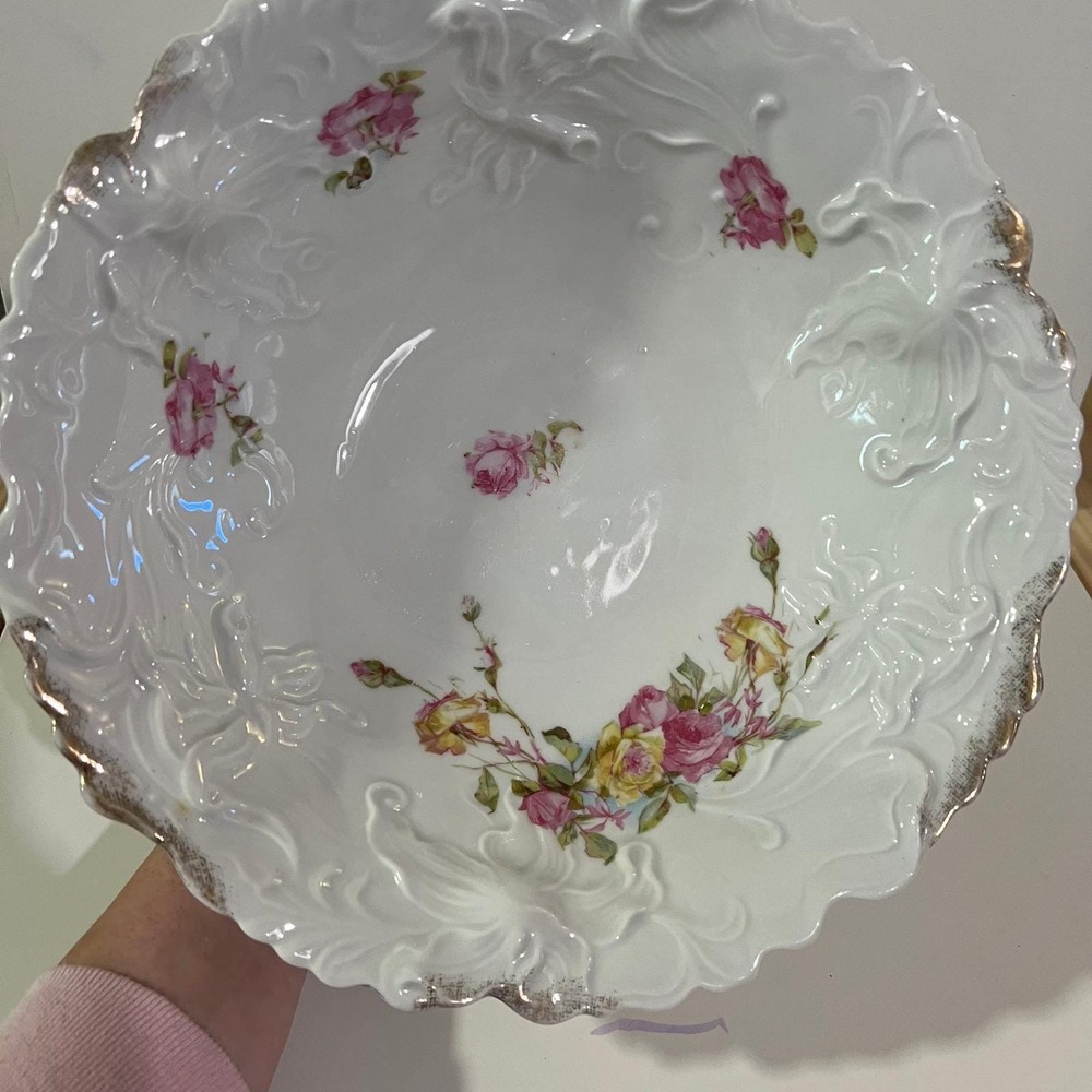 Vintage White Porcelain serving‎ bowl pink Rose floral Embossing Gold brush Trim